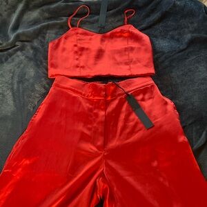 Two piece set house of Harlow S